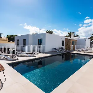 casa-marina-costa-teguise.in-canary-islands.com/